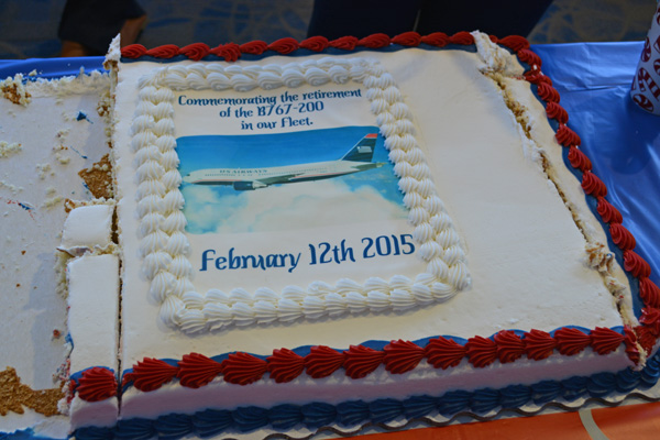 US Airways 767-200 last flight cake (JS)(LRW)