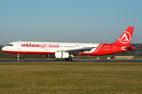 AtlasGlobal A321-100 TC-ETN (14)(Grd) LTN (JMS)(LRW)