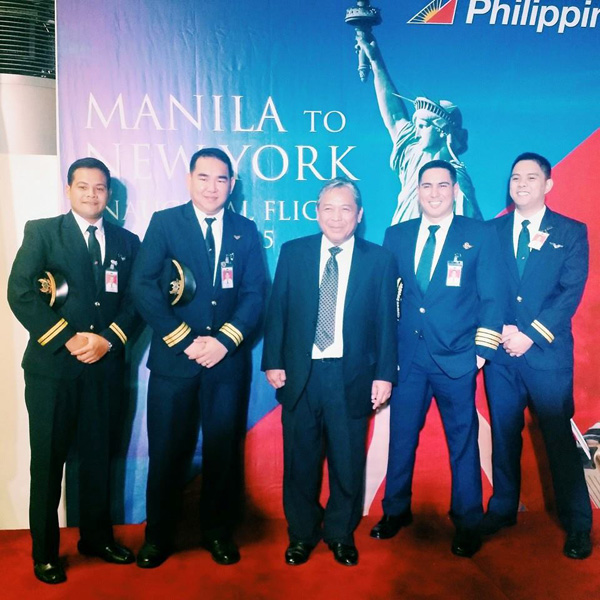 Philippine crew to New York (PAL)(LR)