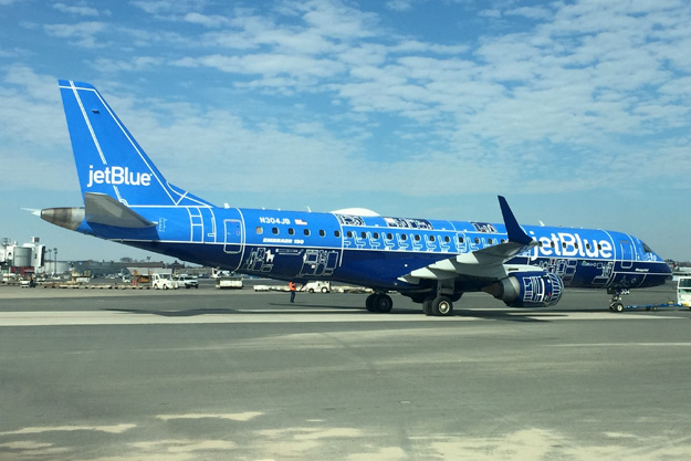 jetblue-erj-190-100-n304jb-17-blueprintgrd-jfk-jetbluelrw