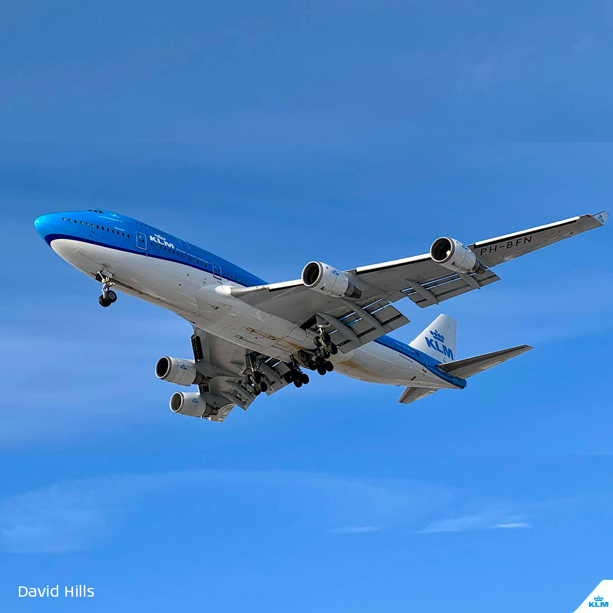 KLM introduces wireless entertainment on its Boeing 747-400s
