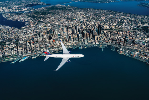 U.S. borders to reopen to international travelers on November 8, Delta ...