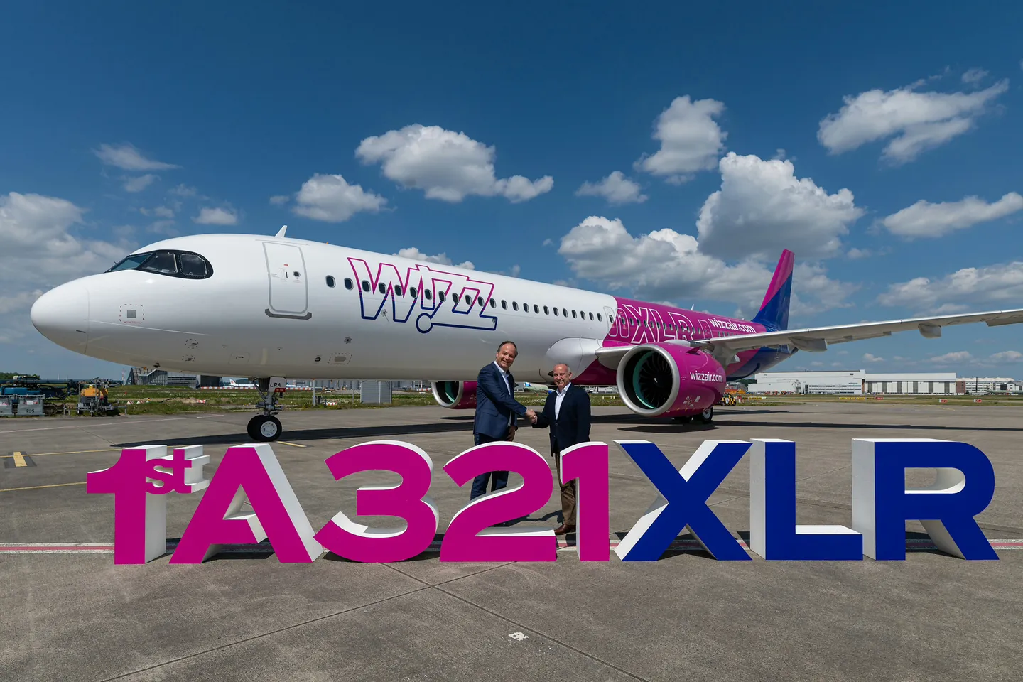 Airbus delivers first Pratt & Whitney powered A321XLR to Wizz Air